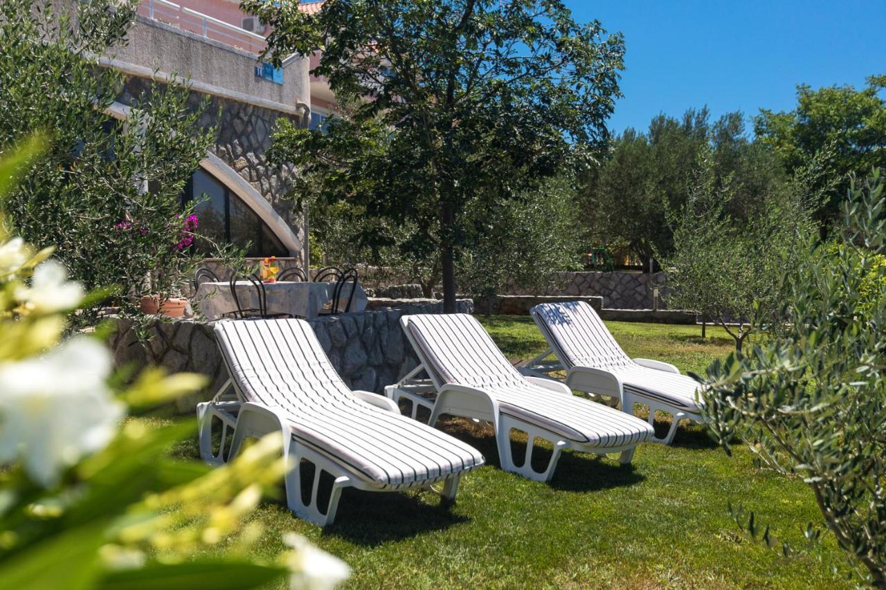 Villa Paradiso Punat Buitenkant foto